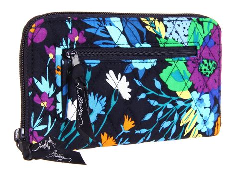 vera bradley zip around wallet